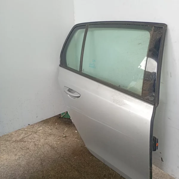 Porta posteriore destra Volkswagen Golf (2008 – oggi) 2.0 81 KW diesel CBD