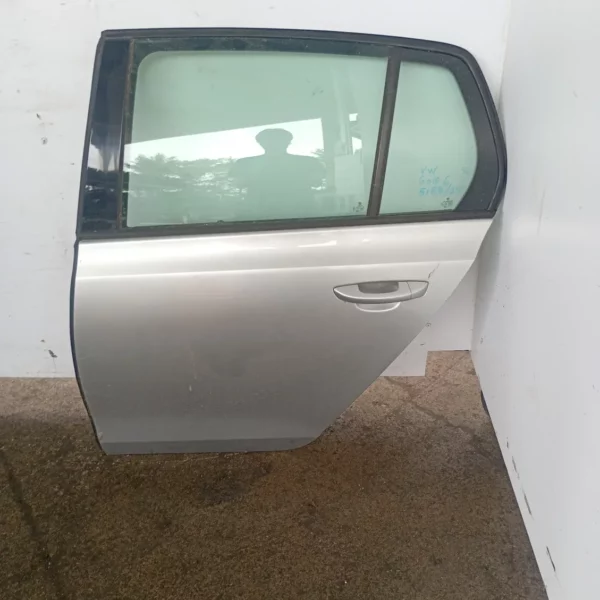Porta posteriore sinistra Volkswagen Golf (2008 – oggi) 2.0 81 KW diesel CBD