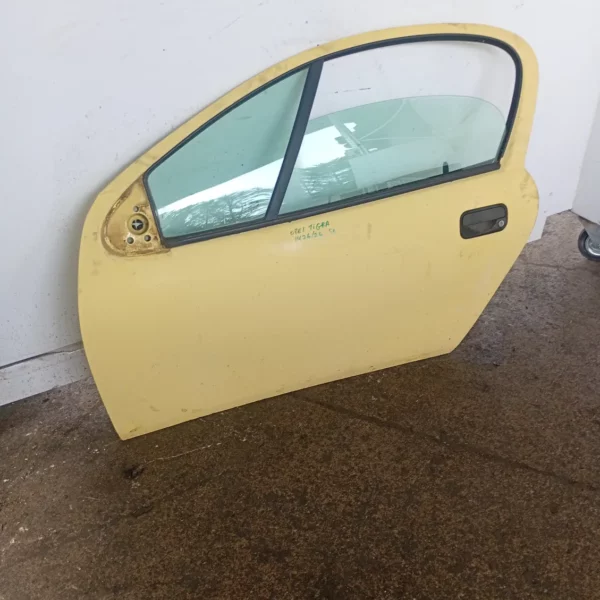 Porta anteriore sinistra Opel Tigra (1994 – 2000) 1.4 66 KW benzina 9115361 X14XE