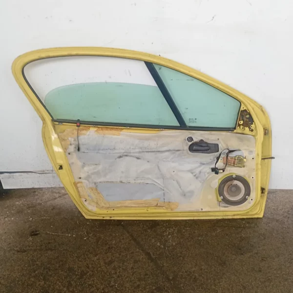 Porta anteriore sinistra Opel Tigra (1994 – 2000) 1.4 66 KW benzina 9115361 X14XE