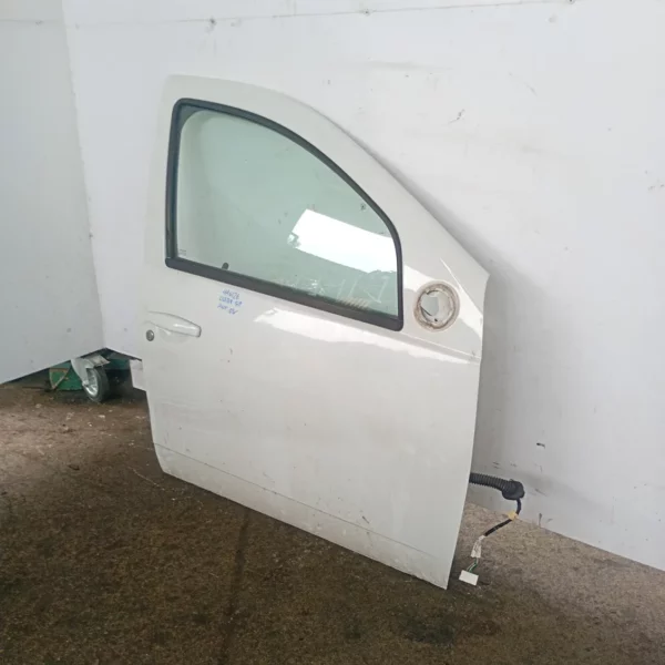 Porta anteriore destra Dacia Duster (2010 – 2013) 1.6 77 KW benzina 801008256R K4M H6