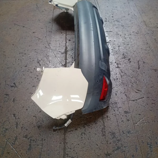 Paraurti posteriore Renault Captur (2013 – 2017) 1.5 66 KW diesel K9K D6