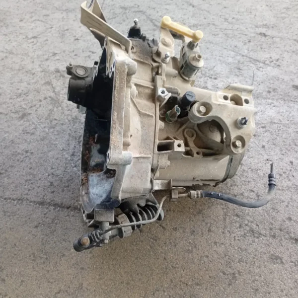 Cambio-5 marce Citroen C3 2a Serie (2005 – 2010) 1.1 44 KW benzina HFX