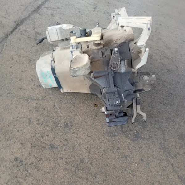 Cambio-5 marce Citroen C3 2a Serie (2005 – 2010) 1.1 44 KW benzina HFX
