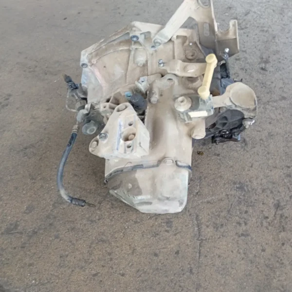 Cambio-5 marce Citroen C3 2a Serie (2005 – 2010) 1.1 44 KW benzina HFX