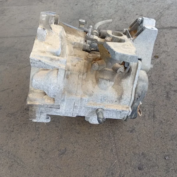 Cambio completo Volkswagen Golf (2003 – 2009) 1.6 75 KW benzina 0AF300042H BSE