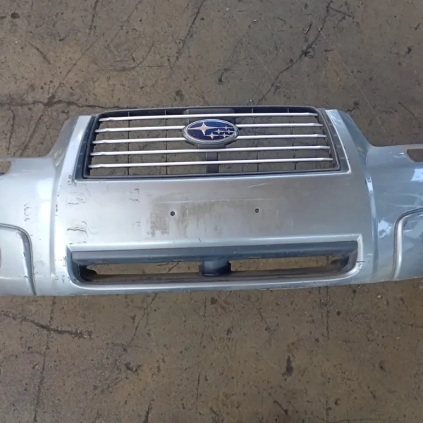 Paraurti anteriore Subaru Forester 2a Serie (2002 – 2008) 2.0 116 KW 57704SA070 EJ20