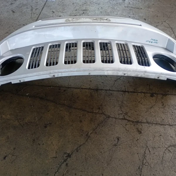 Paraurti anteriore Jeep Patriot (2007 – oggi) 2.0 103 KW diesel K68021312AA 8YL