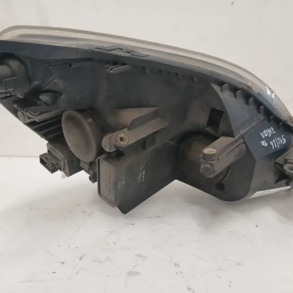 Faro ant. sinistra Opel Zafira (2005 – oggi) 1.9 74 KW diesel 93190408 Z19DT