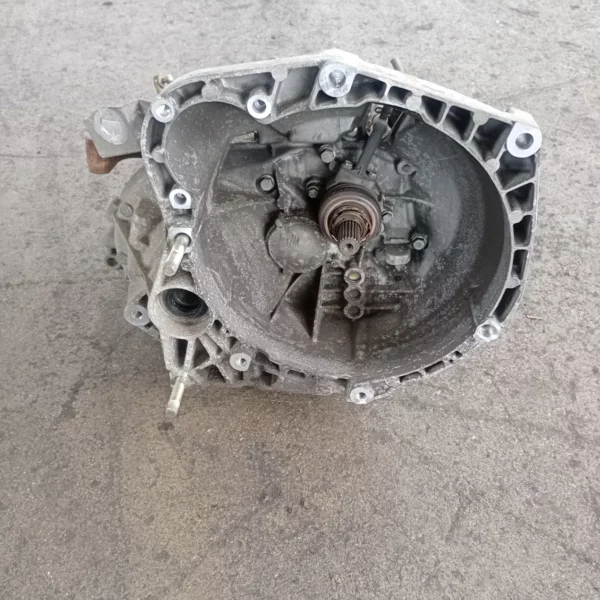 Cambio-5 marce Alfa Romeo 147 (2000 – 2006) 1.6 88 KW benzina AR32104