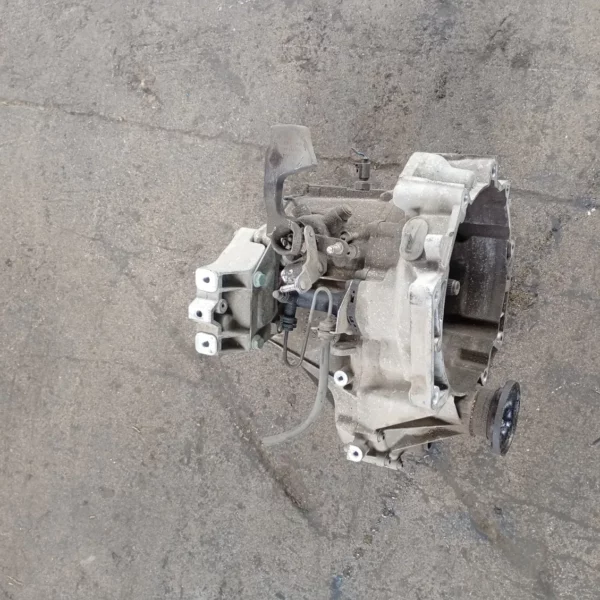 Cambio completo Volkswagen Golf (2003 – 2009) 1.6 75 KW benzina 0AF300042H BGU