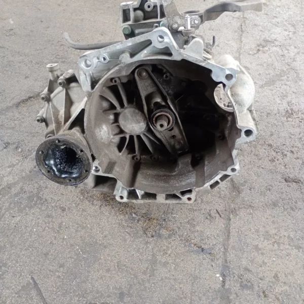 Cambio completo Volkswagen Golf (2003 – 2009) 1.6 75 KW benzina 0AF300042H BGU