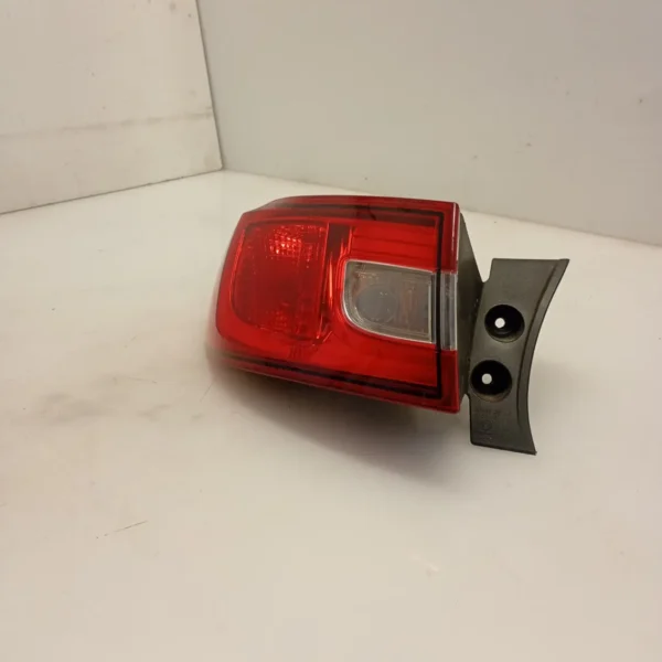 Faro posteriore est. sinistro Renault Clio 4a Serie (2012 – 2016) 1.1 54 KW benzina 265554091R D4F D7