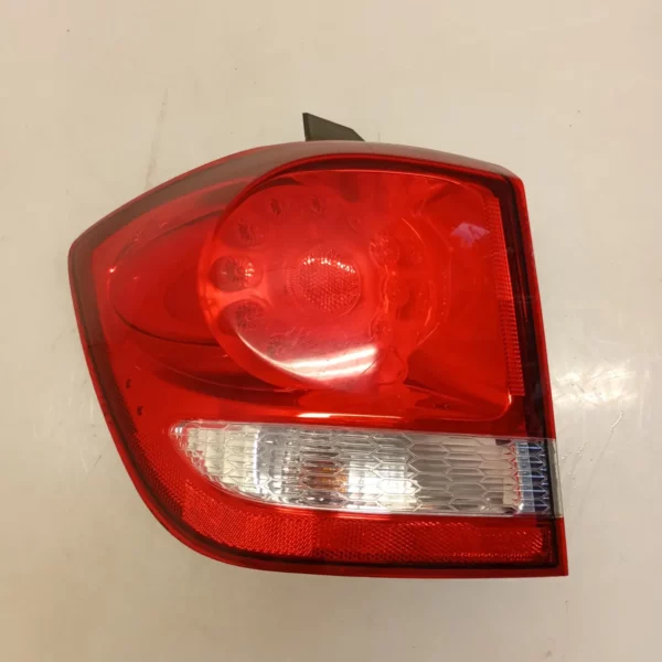 Faro posteriore est. sinistra Fiat Freemont (2011 – oggi) 2.0 103 KW diesel K68078481AD 939B5000