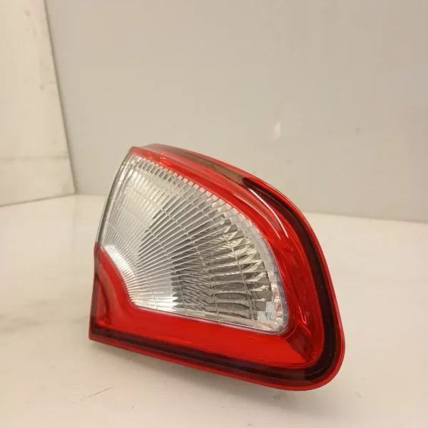 Faro posteriore int. sinistra Nissan Qashqai (2010 – 2014) 1.6 96 KW diesel 26555BR01A R9M