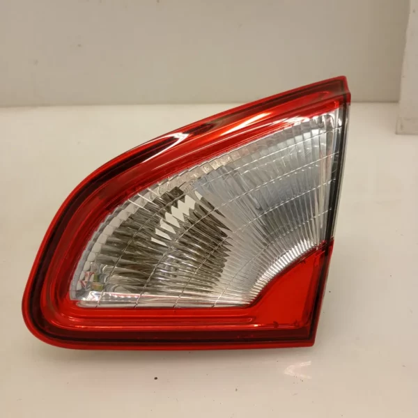 Faro posteriore int. destra Nissan Qashqai (2010 – 2014) 1.6 96 KW diesel 26550BR01A R9M