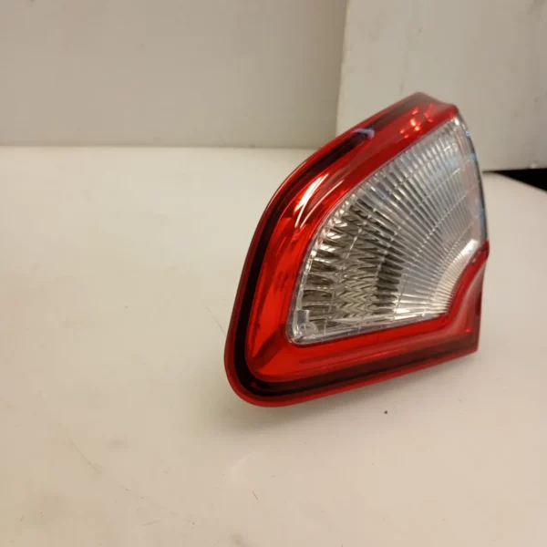Faro posteriore int. destra Nissan Qashqai (2010 – 2014) 1.6 96 KW diesel 26550BR01A R9M