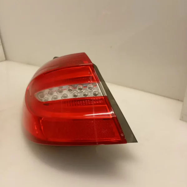 Faro posteriore est. sinistro Mercedes benz Classe B (2011 – 2019) 1.8 100 KW diesel A2469068700 651901