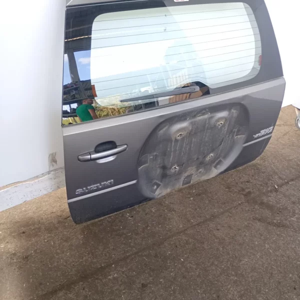 Portellone post. Suzuki Grand Vitara (2005 – 2012) 1.9 95 KW diesel 6910065850000 F9Q