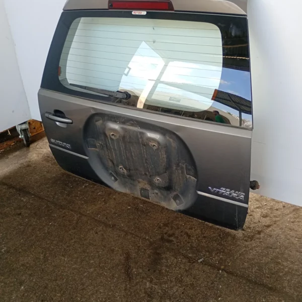 Portellone post. Suzuki Grand Vitara (2005 – 2012) 1.9 95 KW diesel 6910065850000 F9Q