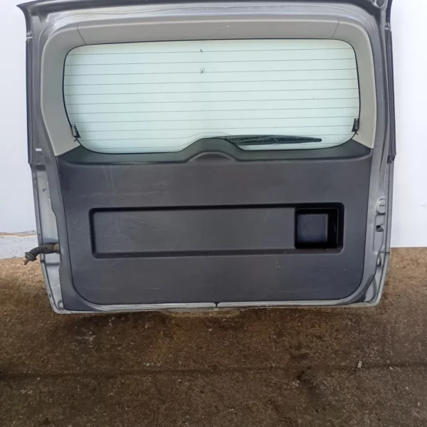 Portellone post. Suzuki Grand Vitara (2005 – 2012) 1.9 95 KW diesel 6910065850000 F9Q