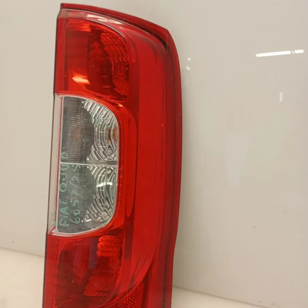 Faro posteriore destra Fiat Qubo (2008 – 2017) 1.4 57 KW benzina/metano 1391432080 350A1000