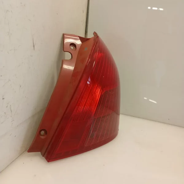 Faro posteriore destra Suzuki Swift (2005 – 2011) 1.3 51 KW diesel 3565062J00000 Z13DT