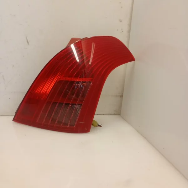 Faro posteriore destra Suzuki Swift (2005 – 2011) 1.3 51 KW diesel 3565062J00000 Z13DT
