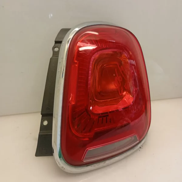 Faro posteriore destra Fiat 500x (2014 – 2019) 1.3 70 KW diesel 52022739 55266963