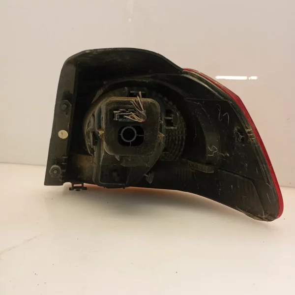 Faro posteriore est. sinistra Volkswagen Golf (2008 – oggi) 1.4 59 KW benzina 5K0945095N CGG