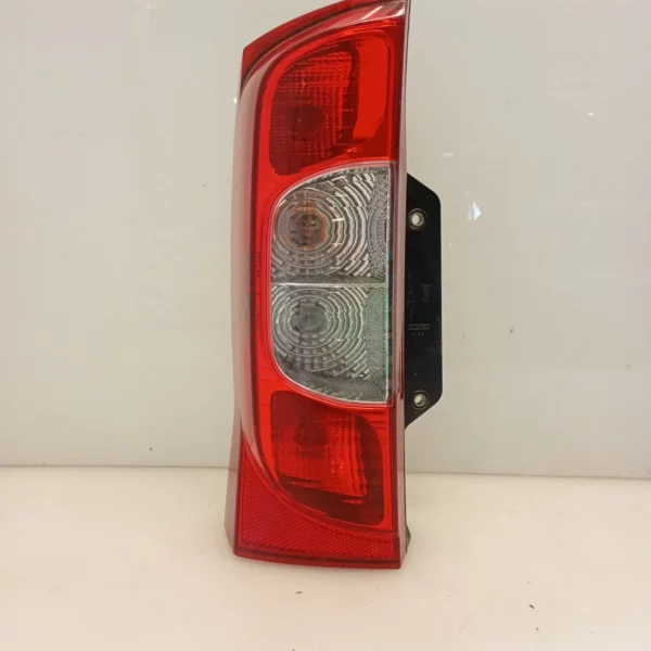 Faro posteriore sinistra Fiat Qubo (2008 – 2017) 1.4 57 KW benzina/metano 1391434080 350A1000