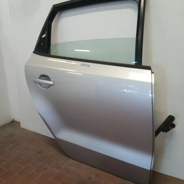 Porta posteriore destra Volkswagen Polo (2009 – 2014) 1.6 55 KW diesel CAY