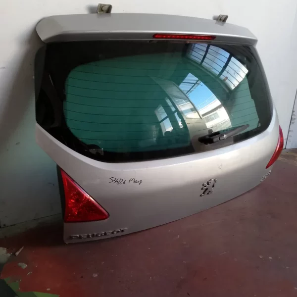 Portellone post. Peugeot 3008 (2009 – 2013) 1.6 80 KW diesel 8701AP 9HZ