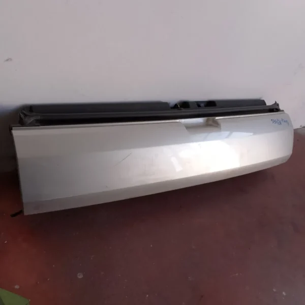 Portello posteriore con ribaltina Peugeot 3008 (2009 – 2013) 1.6 80 KW diesel 9HZ