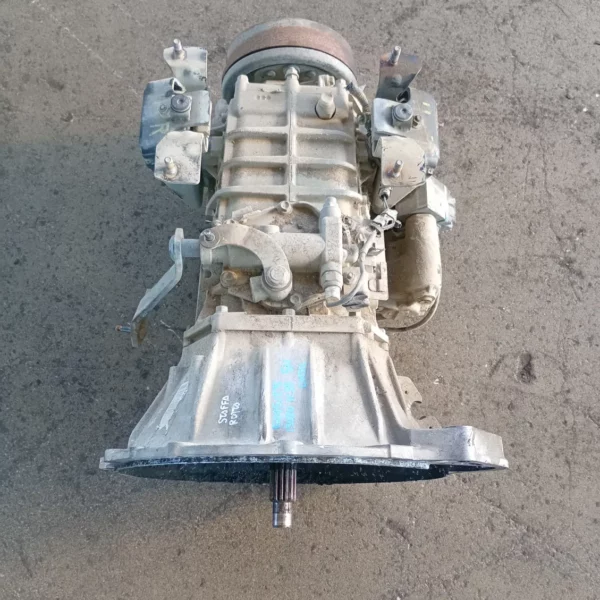 Cambio completo Isuzu K85 2012 ISUZU 4JJ1