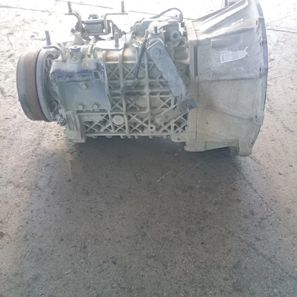 Cambio completo Isuzu K85 2012 ISUZU 4JJ1