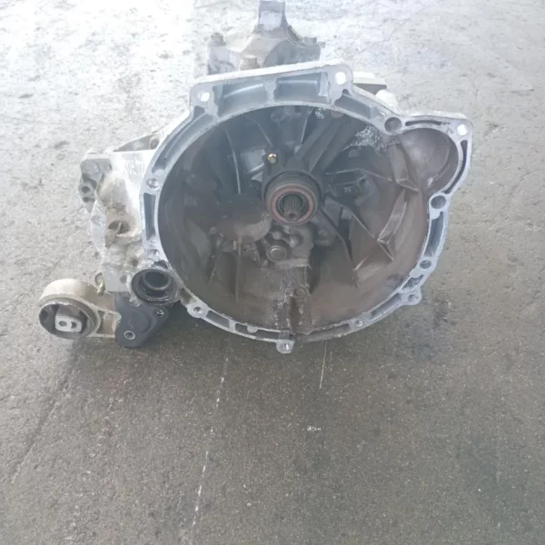 Cambio-5 marce Ford Fiesta (2002 – 2005) 1.2 55 KW benzina FUJA