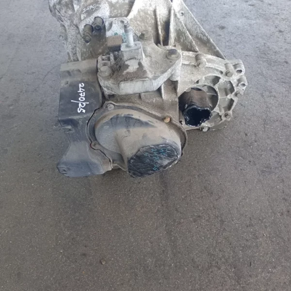 Cambio-5 marce Ford Fiesta (2002 – 2005) 1.2 55 KW benzina FUJA