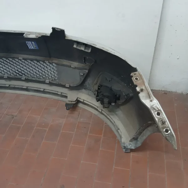 Paraurti anteriore Ford Fiesta (2002 – 2005) 1.4 50 KW diesel 1386200 F6JB