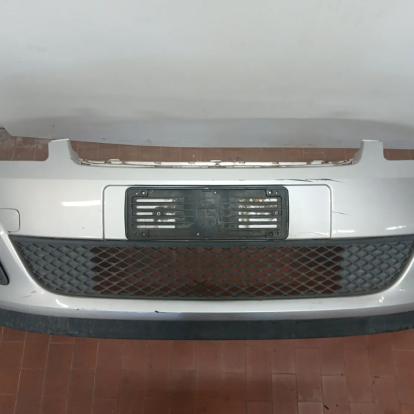 Paraurti anteriore Ford Fiesta (2002 – 2005) 1.4 50 KW diesel 1386200 F6JB