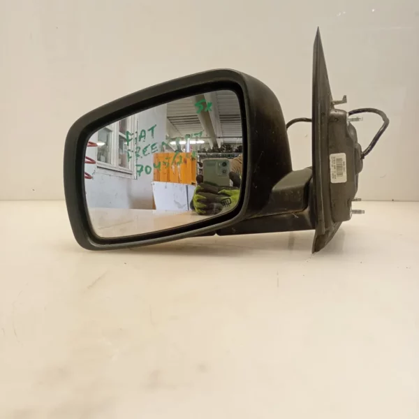 Specchietto est.elettrico sinistra Fiat Freemont (2011 – oggi) 2.0 103 KW diesel K1GC011XRAF 939B5000