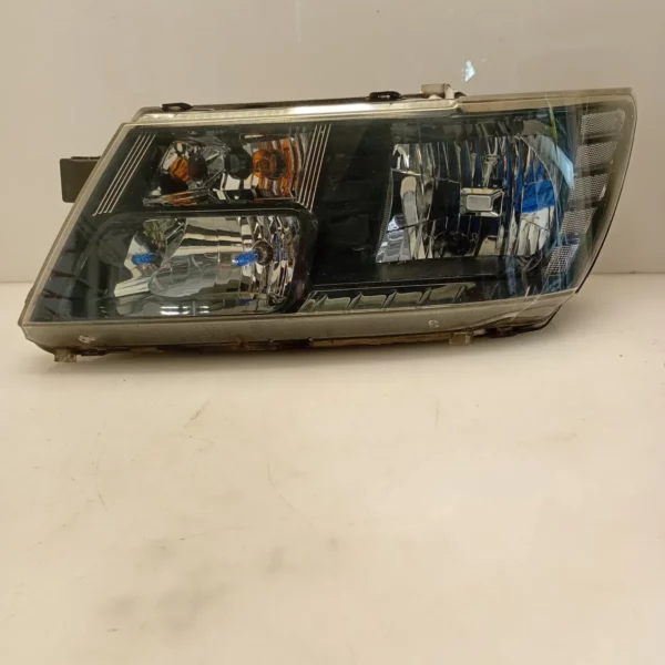Faro ant. sinistra Fiat Freemont (2011 – oggi) 2.0 103 KW diesel K05067787AE 939B5000