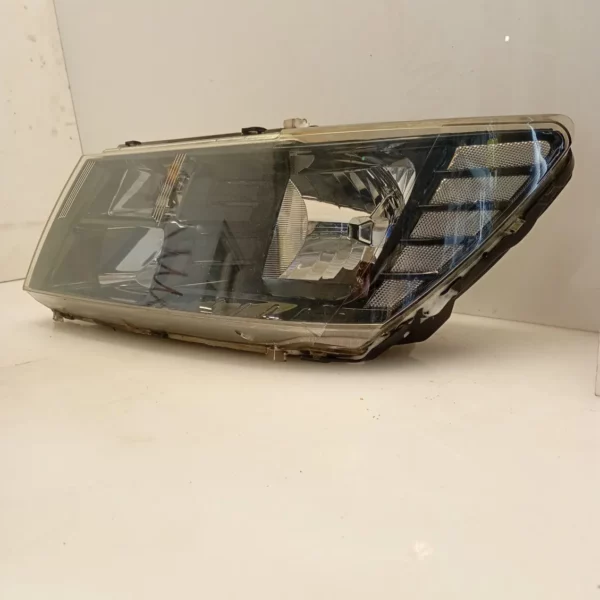 Faro ant. sinistra Fiat Freemont (2011 – oggi) 2.0 103 KW diesel K05067787AE 939B5000