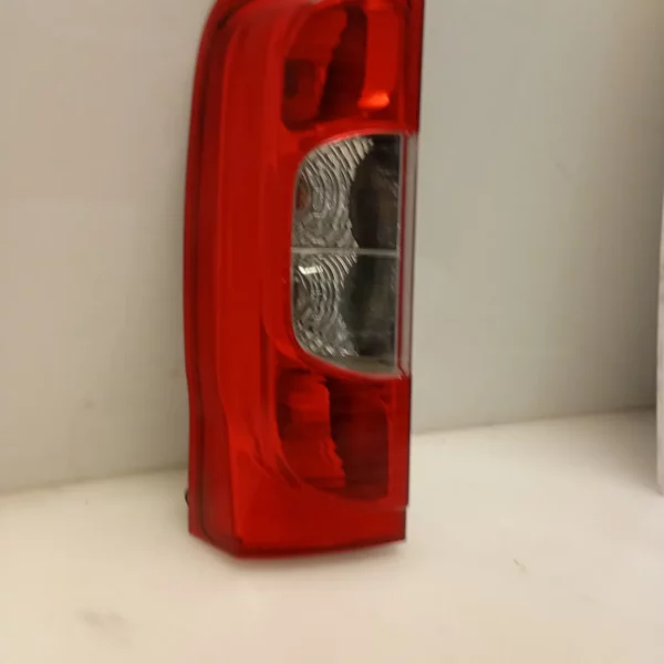 Faro posteriore sinistra Citroen Nemo (2008 – oggi) 1.4 50 KW diesel 1624233280 8HS