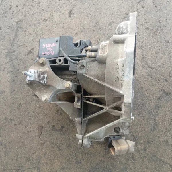 Cambio completo Ford Fusion (2002 – oggi) 1.6 74 KW benzina 1474329 FYJA