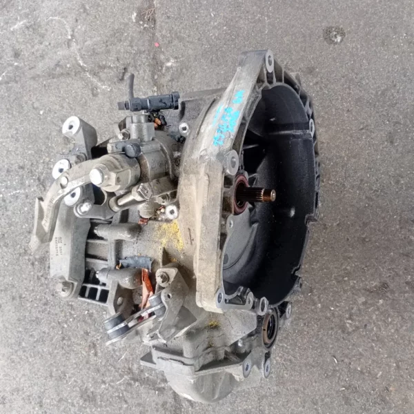 Cambio completo Opel Astra (2004 – 2011) 1.9 88 KW diesel 55569173 Z19DTH