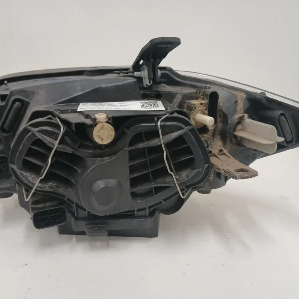 Faro ant. destro Bmw Serie 1 (2007 – 2013) 0.0 120 KW diesel 63117249650 204D4