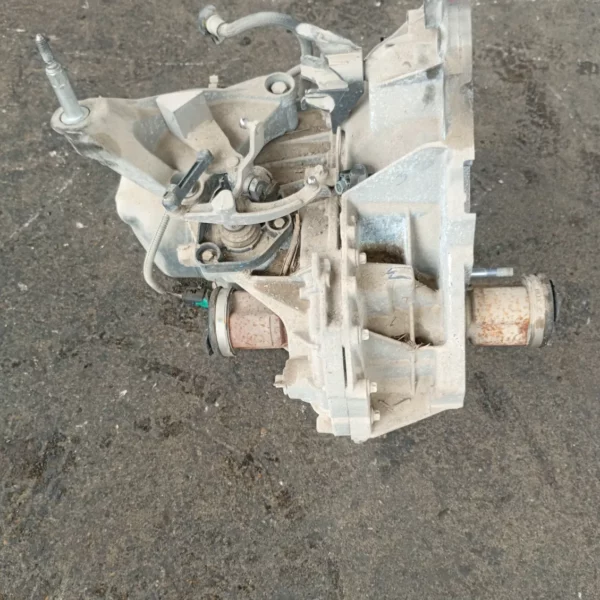 Cambio completo Renault Twingo 3a Serie (2014 – 2019) 1.0 52 KW benzina 320100833R H4D A4