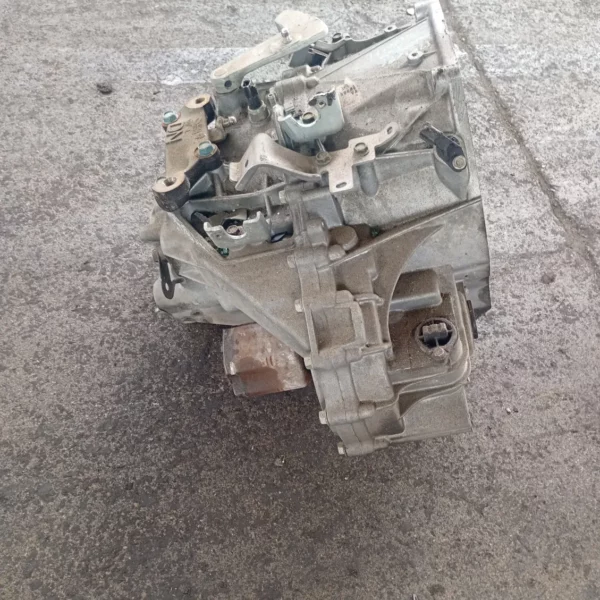 Cambio completo Nissan Qashqai (2010 – 2014) 1.6 96 KW diesel 32010BB60D R9M
