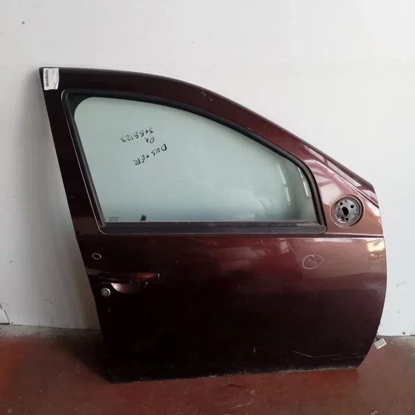 Porta anteriore destra Dacia Duster (2013 – 2018) 1.5 80 KW diesel 801006719R K9KG6